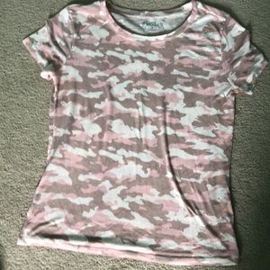 Pink camo print shirt